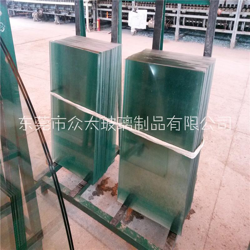 4mm鋼化玻璃圖片