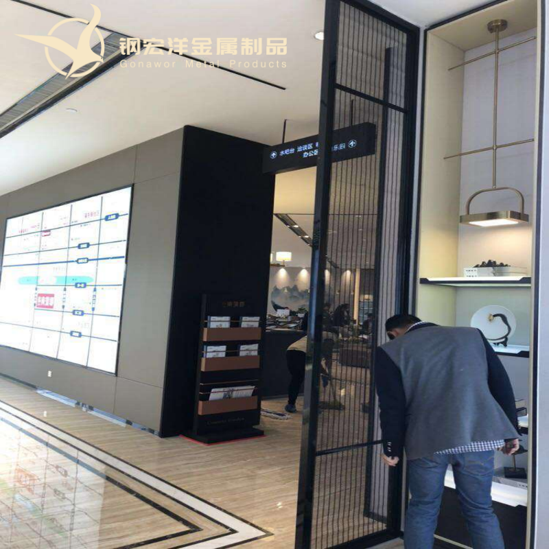 廠家定制創(chuàng)意個(gè)性不銹鋼屏風(fēng)玫瑰金酒店玄關(guān)落地屏風(fēng)金屬鏤空隔斷
