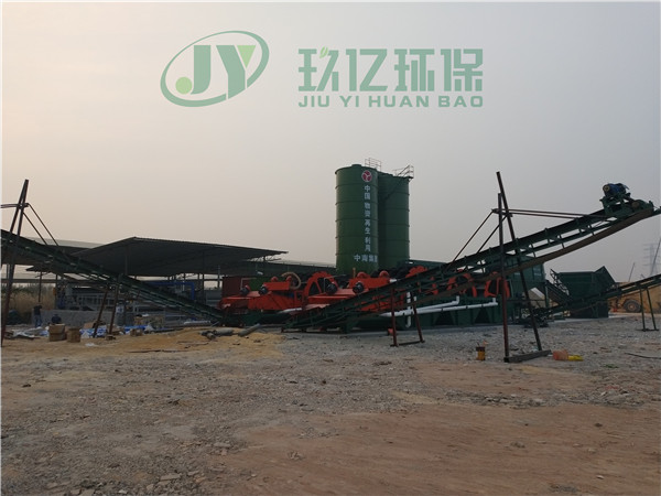 環(huán)保帶式壓濾機(jī)圖片/環(huán)保帶式壓濾機(jī)樣板圖 (2)