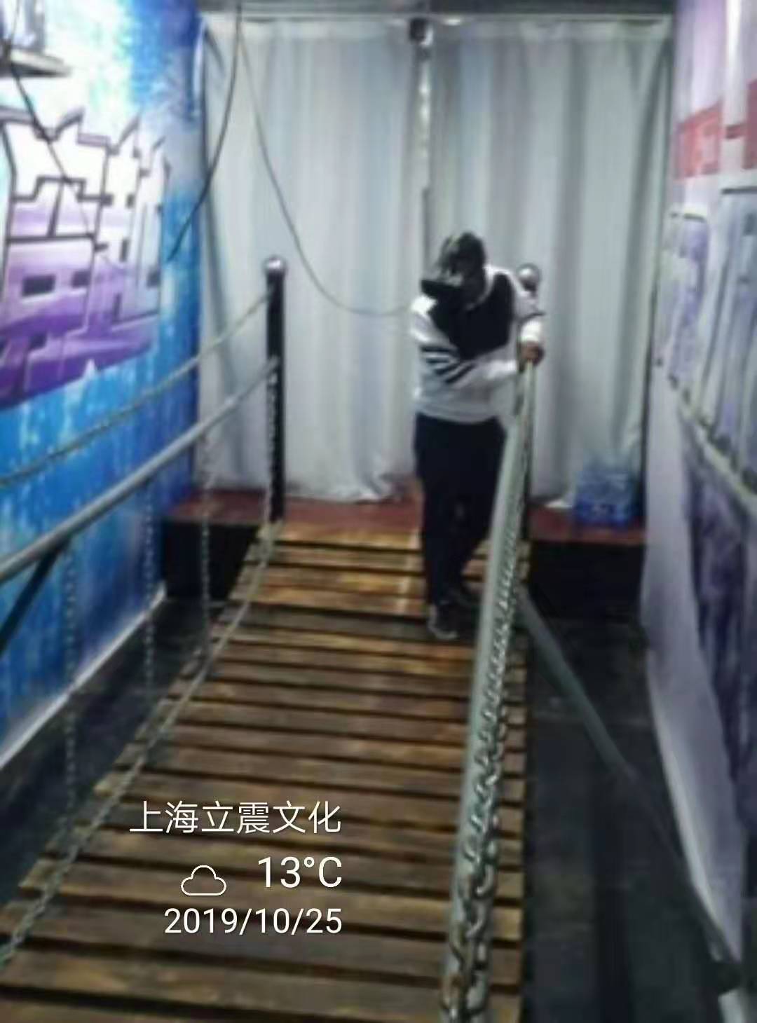 娛樂暖場道具VR吊橋出租，出售