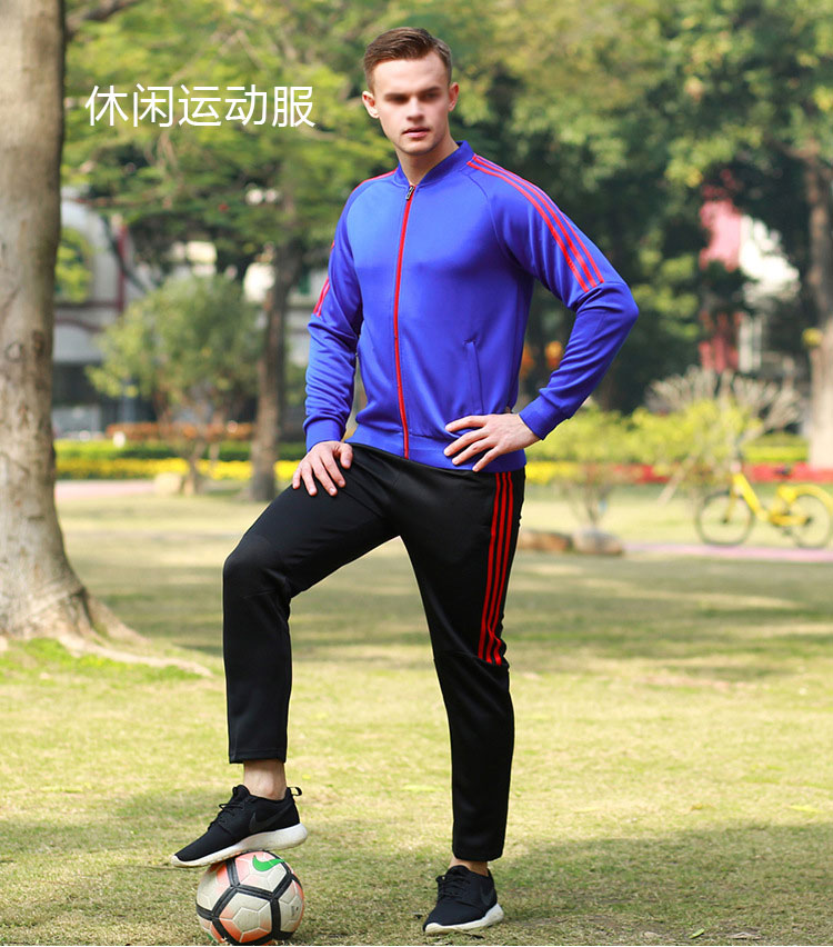 拉鏈V領(lǐng)運(yùn)動(dòng)服圖片