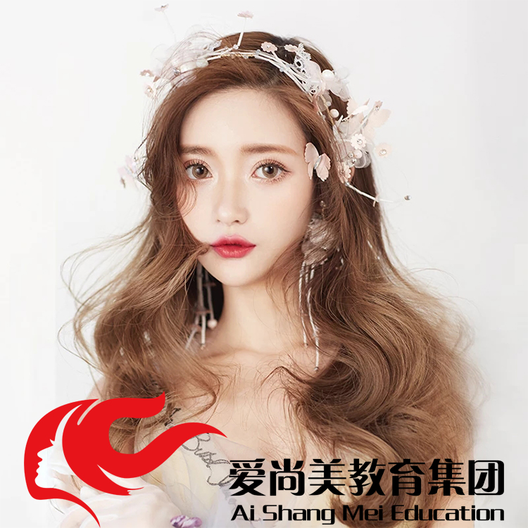 貴陽化妝培訓(xùn)學(xué)校 貴陽學(xué)化妝圖片