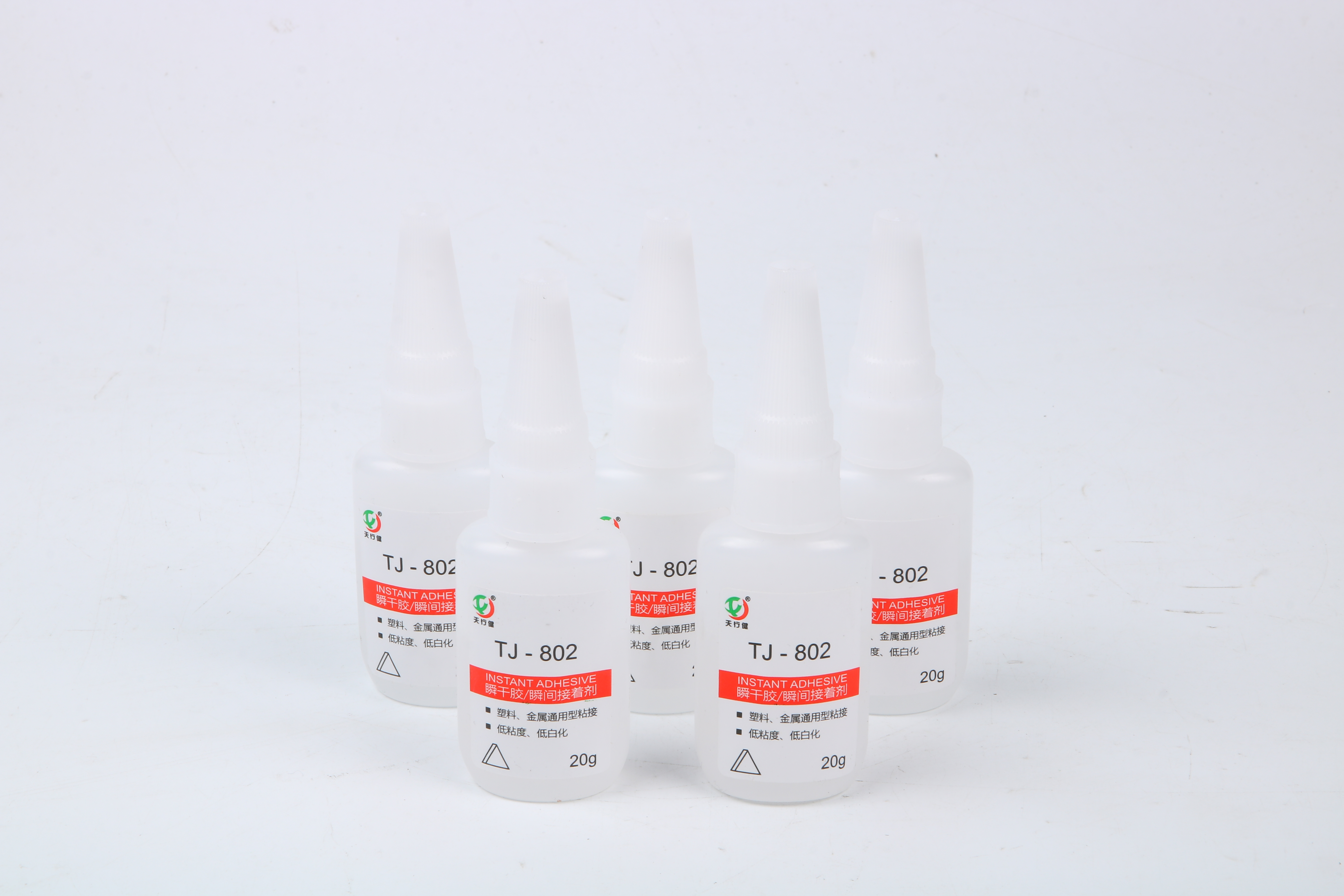 瞬間膠 膠水生產(chǎn)廠家 強(qiáng)力瞬間膠水 無白化瞬間膠 中山耐高溫瞬間膠