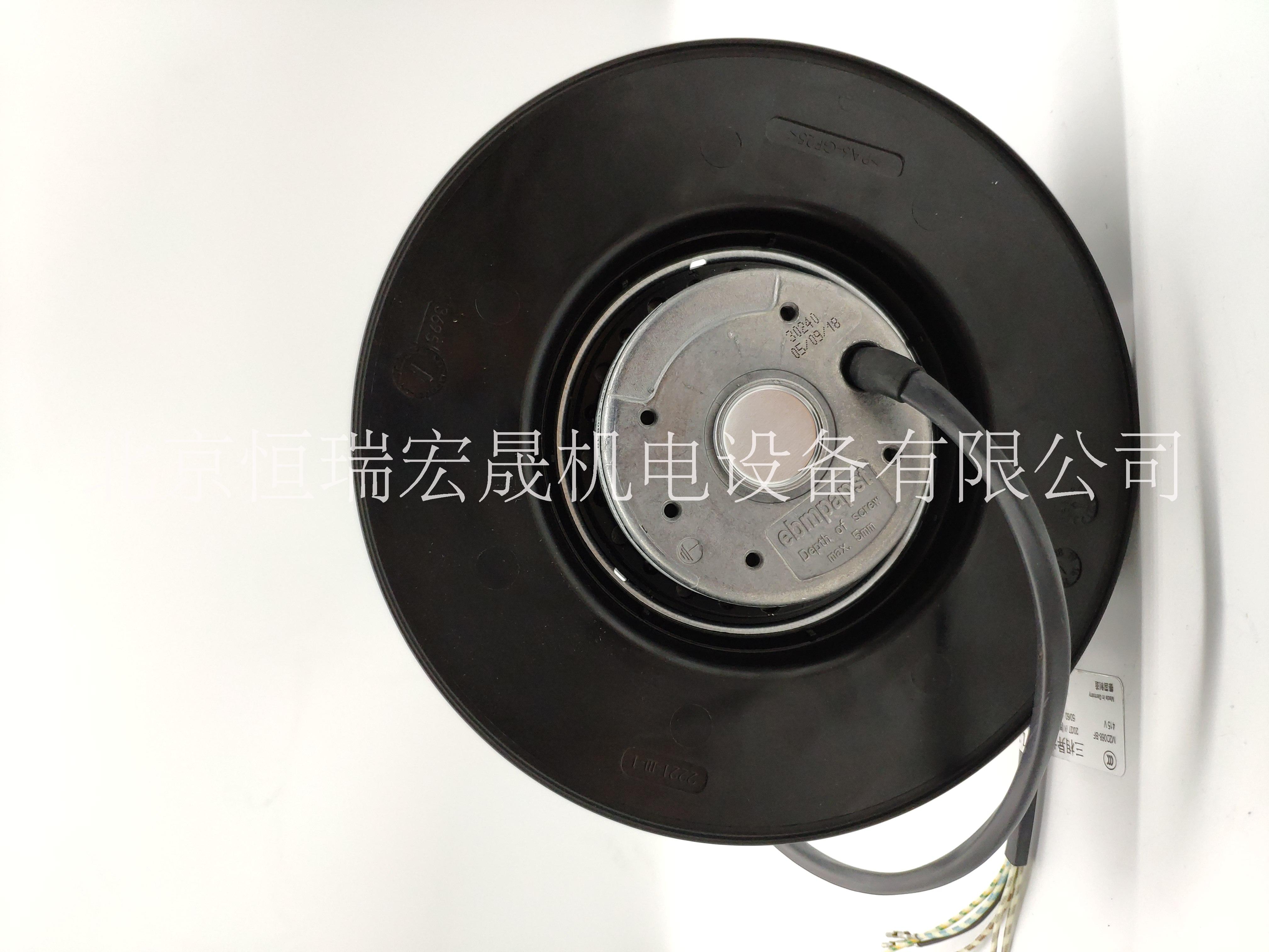 庫(kù)卡機(jī)器人圖片/庫(kù)卡機(jī)器人樣板圖 (2)