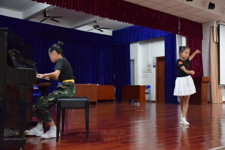 夏令營(yíng)圖片/夏令營(yíng)樣板圖 (4)