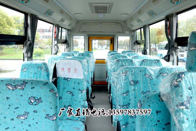 中小學生校車圖片/中小學生校車樣板圖 (4)