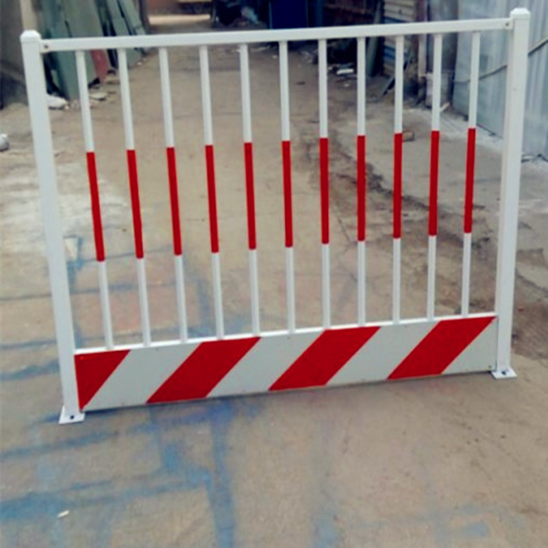 基坑臨邊護(hù)欄施工臨時(shí)圍欄建筑工地圍擋