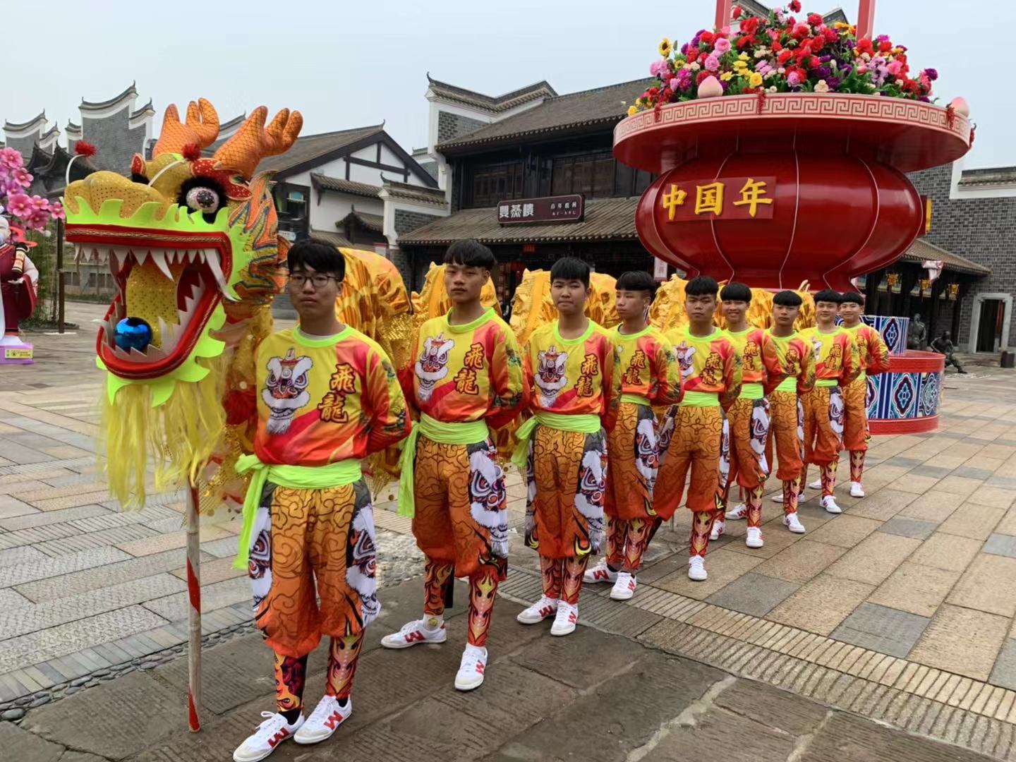 深圳市云南舞狮队 云南梅花桩舞狮队厂家