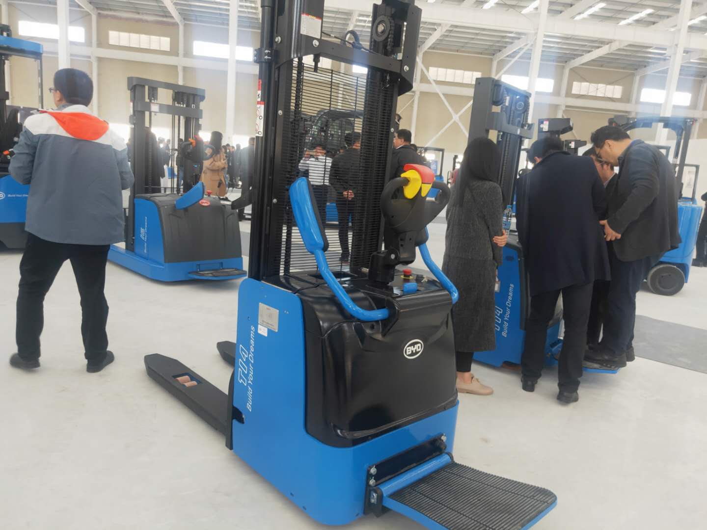 叉車培訓(xùn)圖片/叉車培訓(xùn)樣板圖 (2)