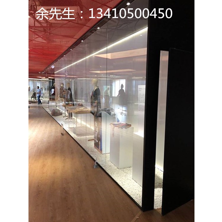 博物馆古董瓷器展台透明玻璃展柜图片