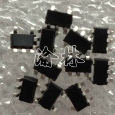 YL1002M-10  2LED输出控制闪灯IC SOT23-5封装