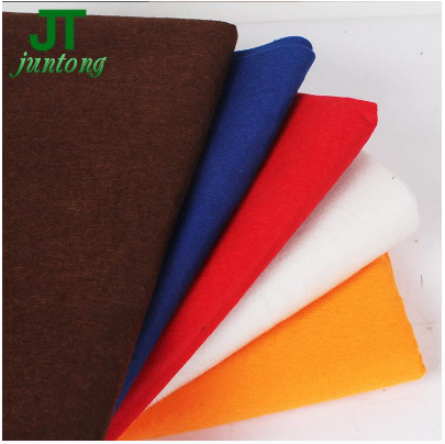 江蘇彩色針刺毛氈布定制 裁片毛氈布價(jià)格 家居毛氈布廠家直銷圖片