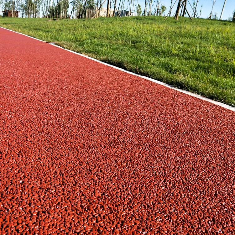 混凝土透水地坪道路的设计要求图片