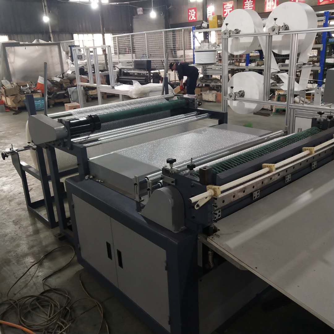 WHQ-1300型氣泡膜橫切機