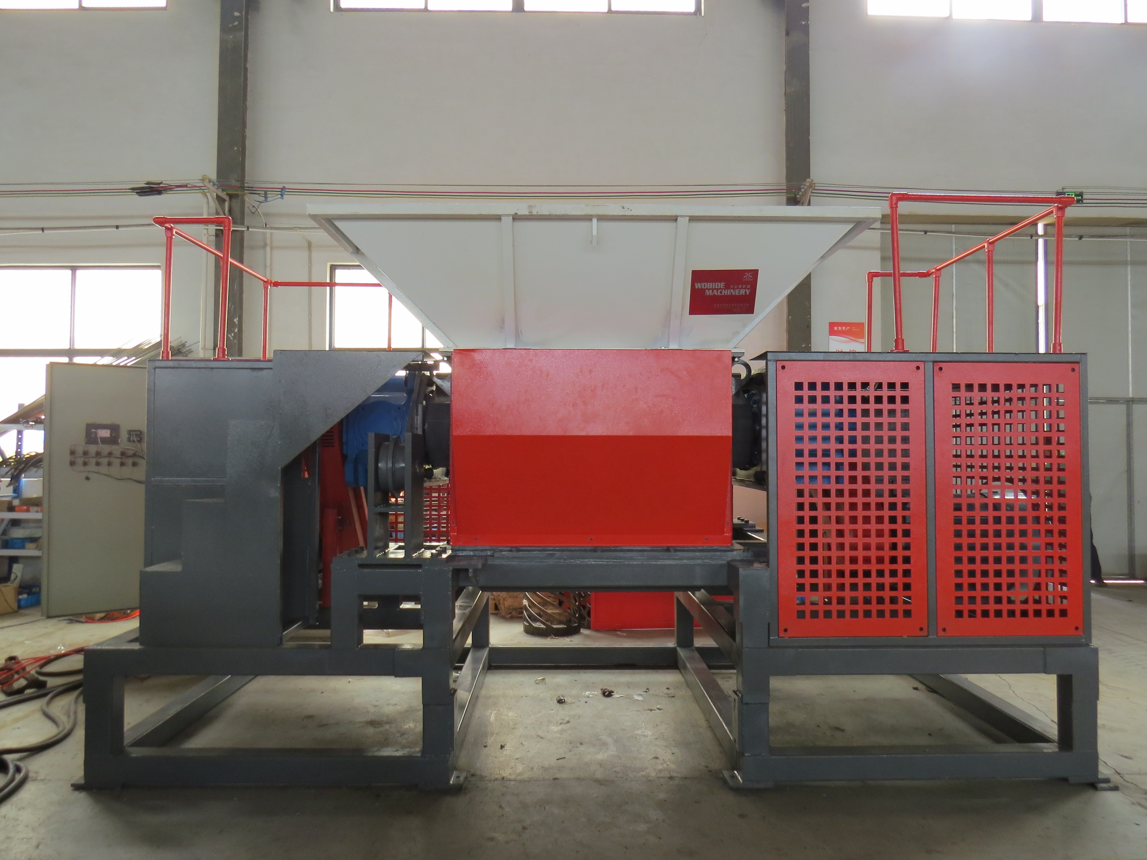 皮革邊腳料雙軸撕碎機(jī) 橡膠雙軸撕碎機(jī)