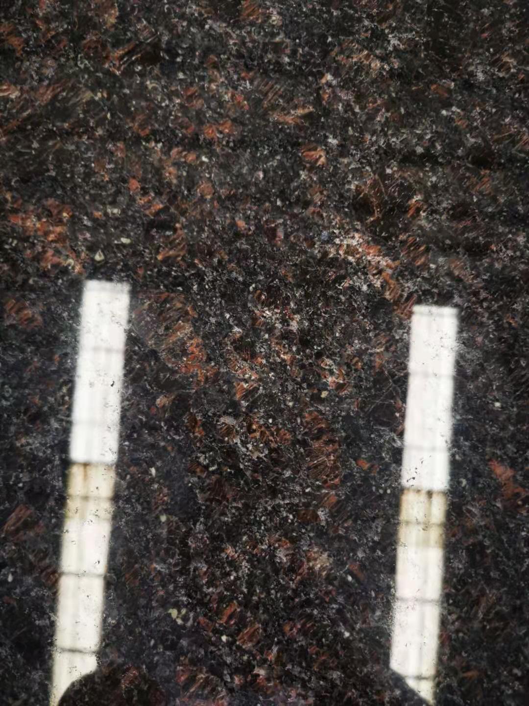 英國(guó)棕花崗巖廠家供應(yīng)