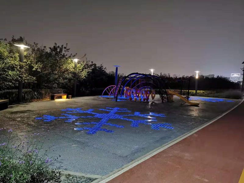 河北異形太陽能發(fā)電磚首信智享太陽 太陽能地磚燈