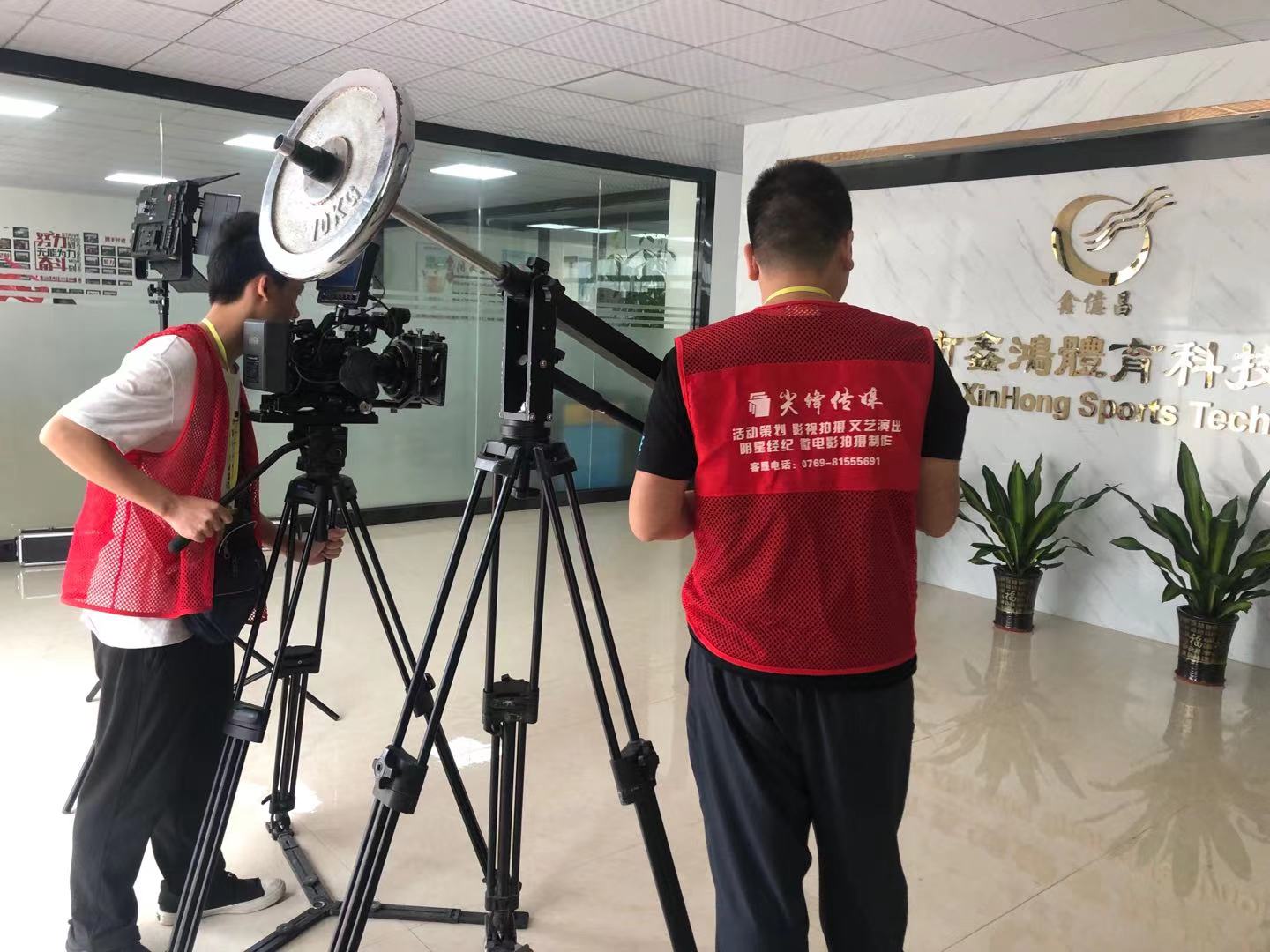 企業(yè)宣傳片策劃拍攝圖片/企業(yè)宣傳片策劃拍攝樣板圖 (1)