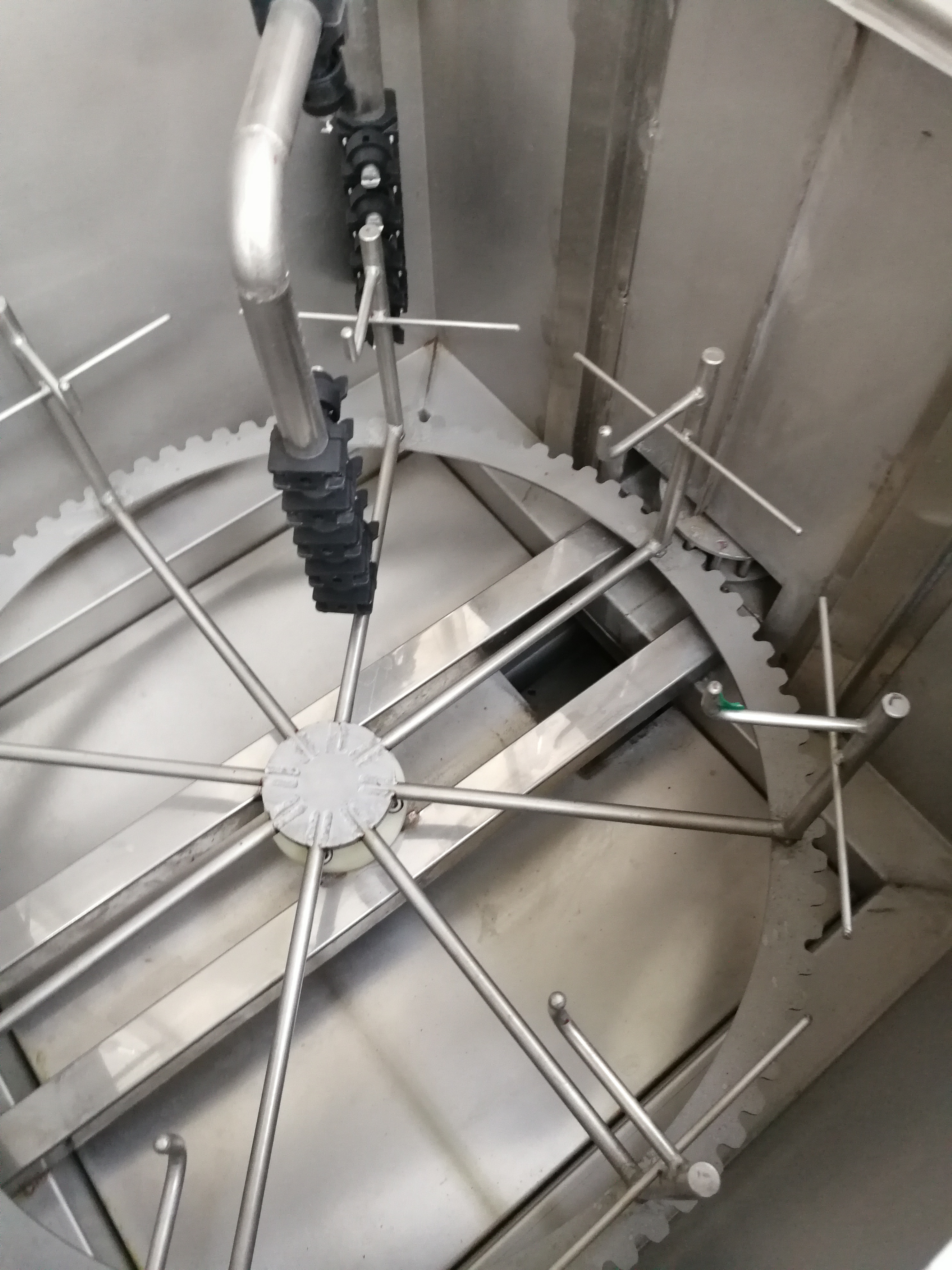 泰元達(dá)單槽汽車(chē)軸承噴淋清洗機(jī)圖片