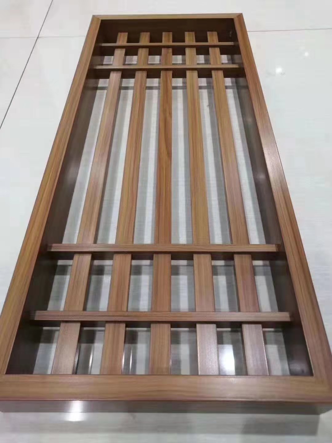 供應(yīng)鋁屏風 鋁屏風價格   鋁屏風多少錢 鋁屏風工廠 廣州鋁屏風  鋁屏風定制 鋁屏風廠家