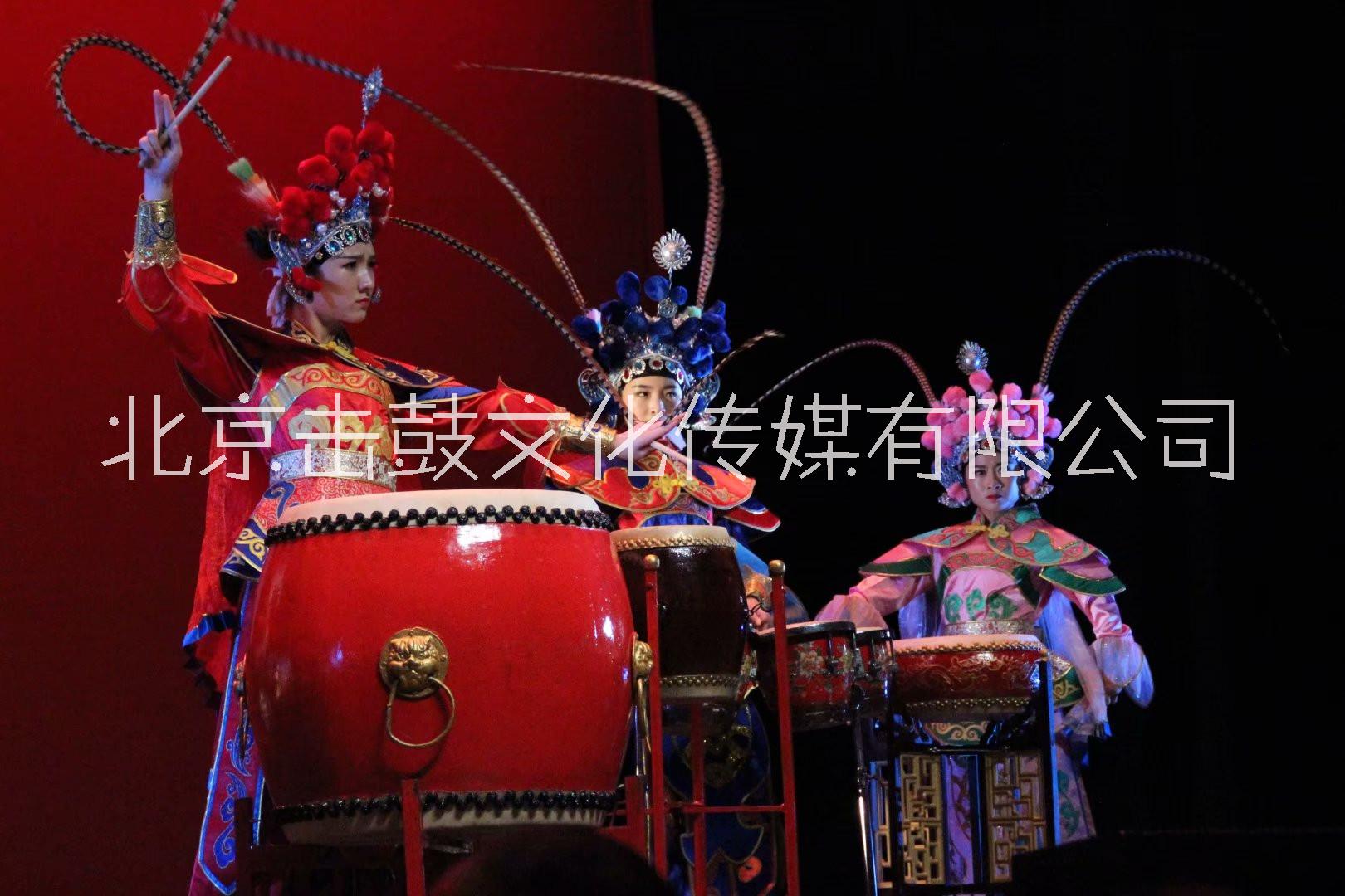 京劇戰(zhàn)鼓表演圖片/京劇戰(zhàn)鼓表演樣板圖 (4)