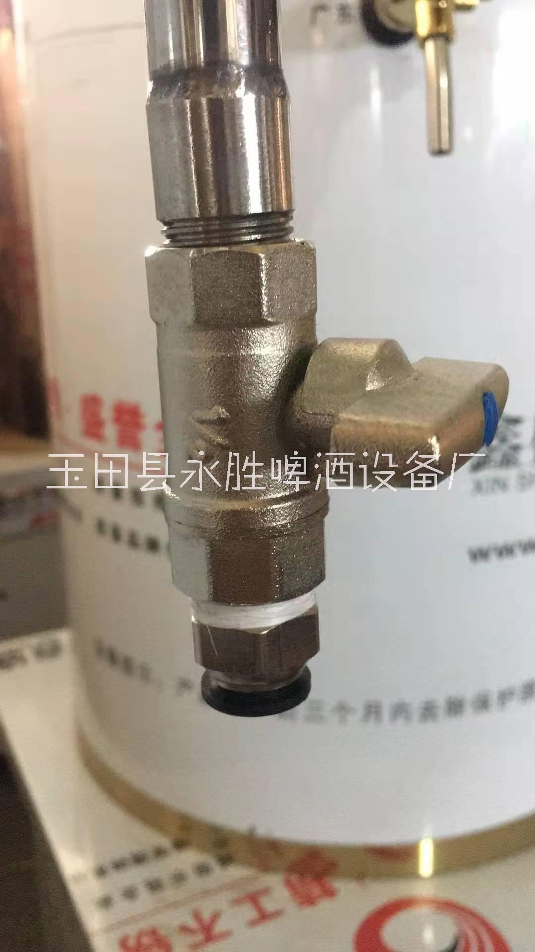 200L儲(chǔ)酒罐圖片/200L儲(chǔ)酒罐樣板圖 (4)
