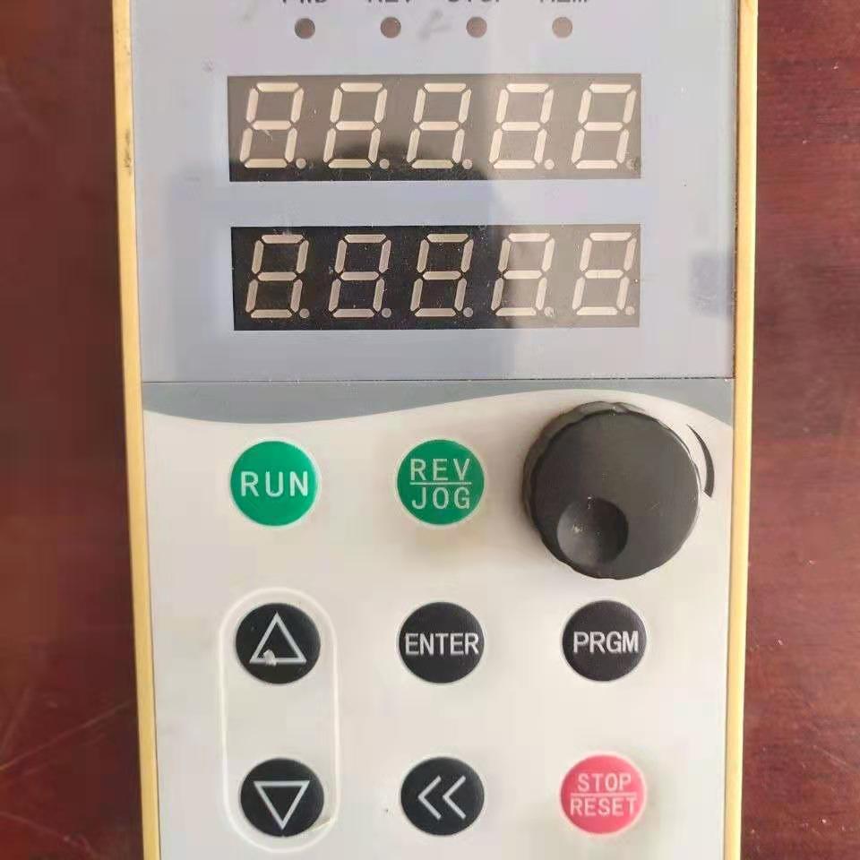 金田變頻器面板320S-D功能正常