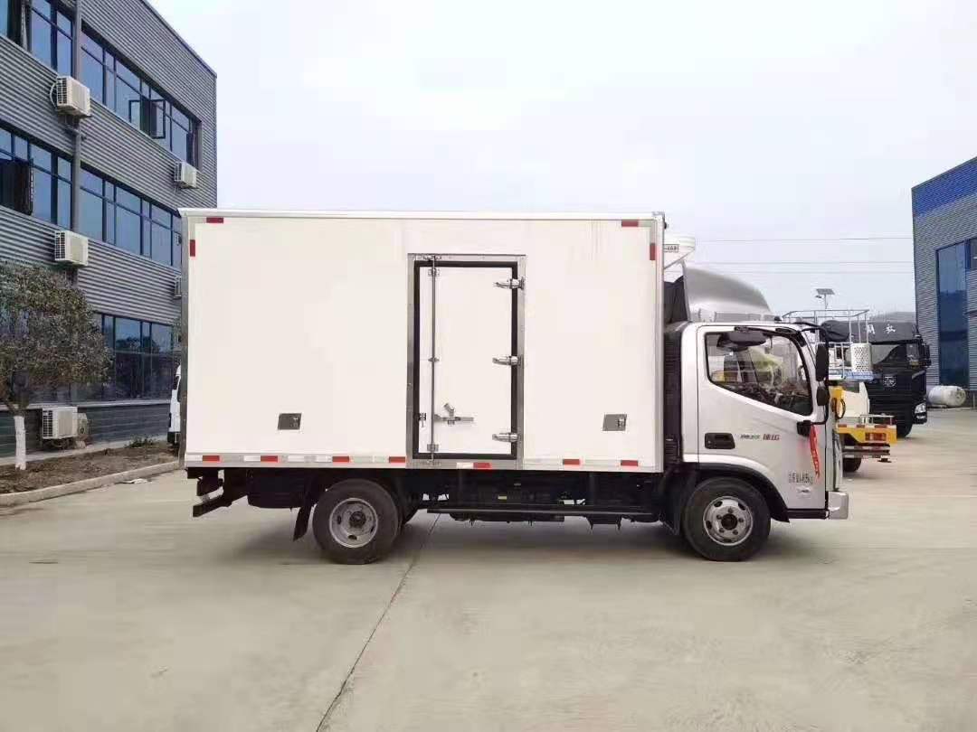 福田奧鈴速運4.2米冷藏車圖片/福田奧鈴速運4.2米冷藏車樣板圖 (2)