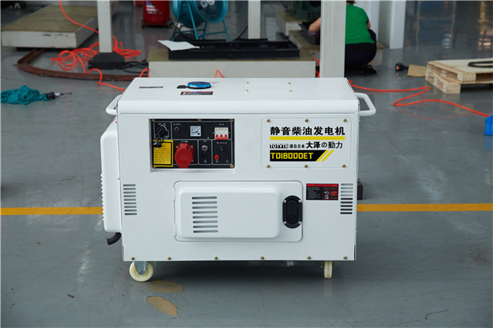 15kw永磁柴油發(fā)電機(jī)圖片/15kw永磁柴油發(fā)電機(jī)樣板圖 (3)