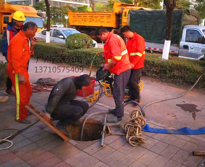 廣州市白云區(qū)太和同和龍歸永泰清理化糞池清理清運(yùn)清掏公司