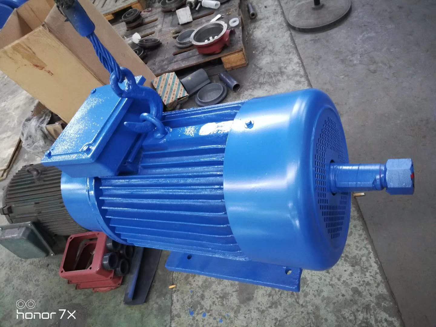 起重用三相異步電動(dòng)機(jī)圖片