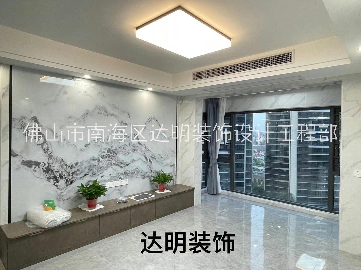 融創(chuàng)地產(chǎn)95方雙陽臺簡約裝修圖片/融創(chuàng)地產(chǎn)95方雙陽臺簡約裝修樣板圖 (2)