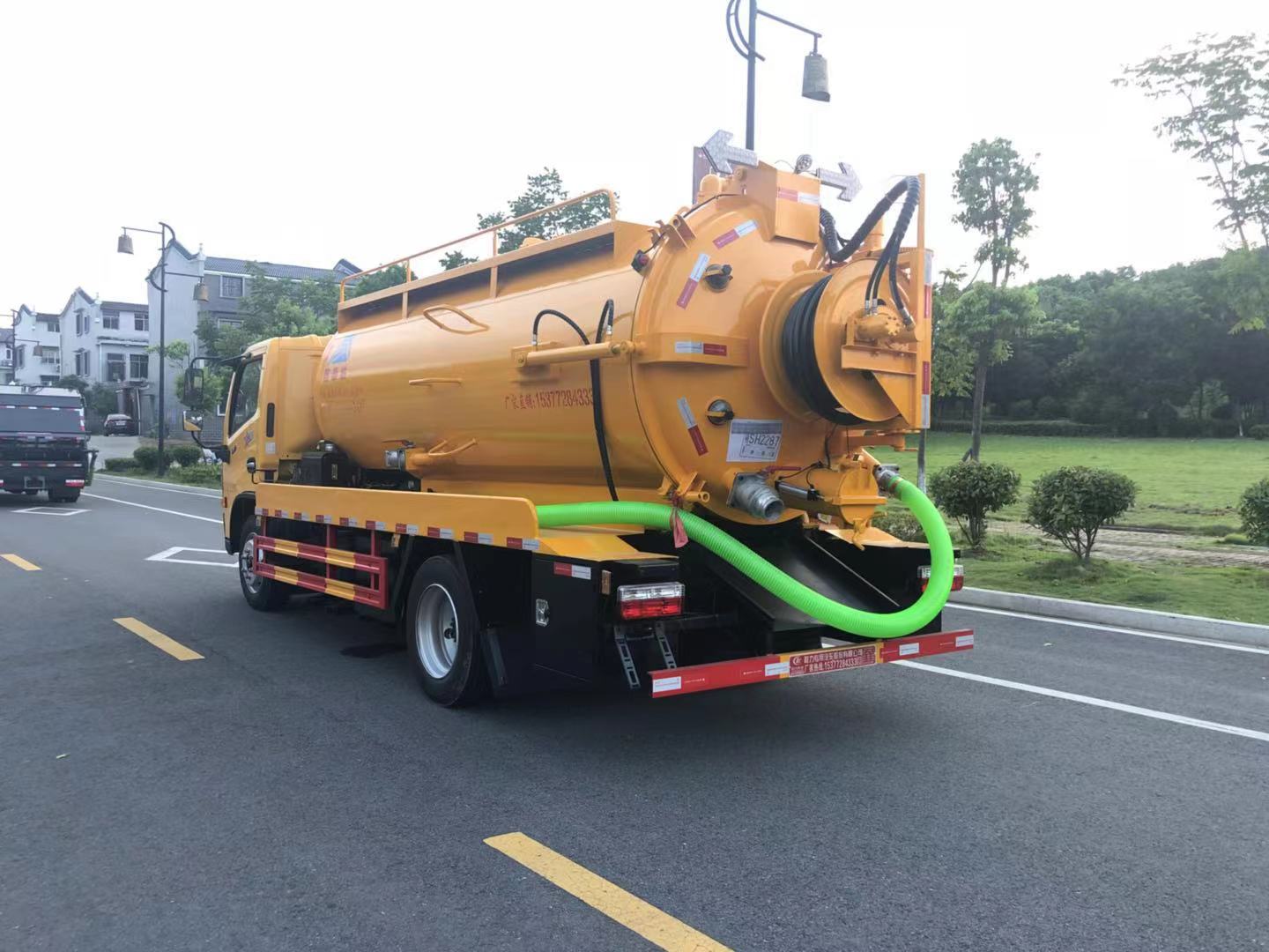 清洗吸污兩用車圖片/清洗吸污兩用車樣板圖 (4)