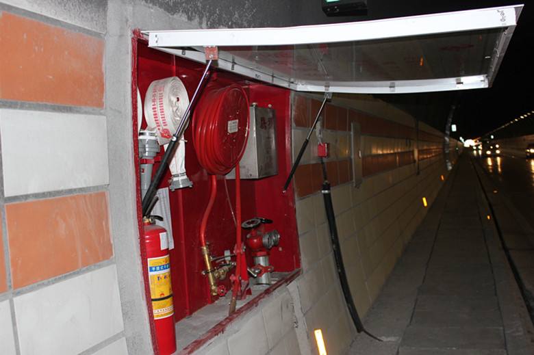 【行業(yè)前鋒】隧道消火栓批發(fā)價(jià)格、廠家供貨、直銷商圖片