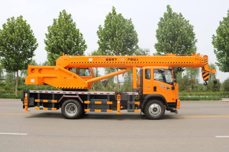 200噸重型吊車圖片/200噸重型吊車樣板圖 (2)
