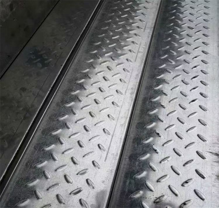 樓承板生產(chǎn)廠家，批發(fā)商，供應(yīng)商江蘇恒海鋼結(jié)構(gòu)