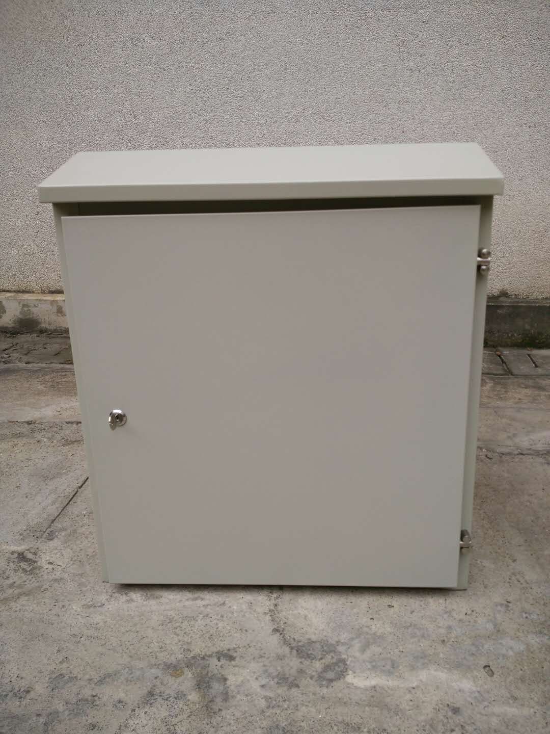 廣西南寧室外12U防水機(jī)柜機(jī)箱圖片