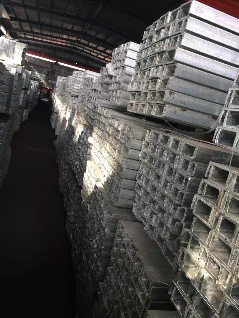鍍鋅槽鋼圖片/鍍鋅槽鋼樣板圖 (4)