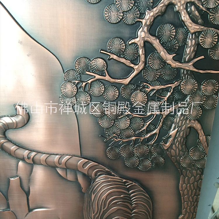 穿越千年風雅，匠心傾注呈現(xiàn)又一世經(jīng)典鋁板雕花屏風