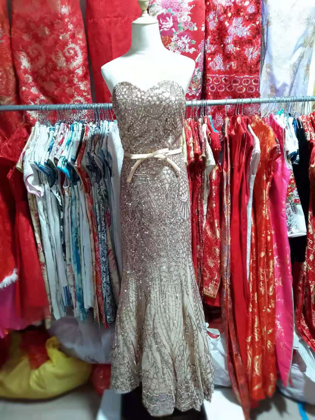 禮服租賃圖片/禮服租賃樣板圖 (3)