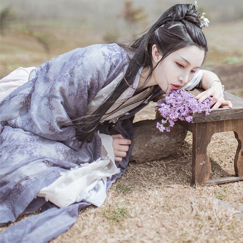 禮服、維密花仙子，杜家班納華服，