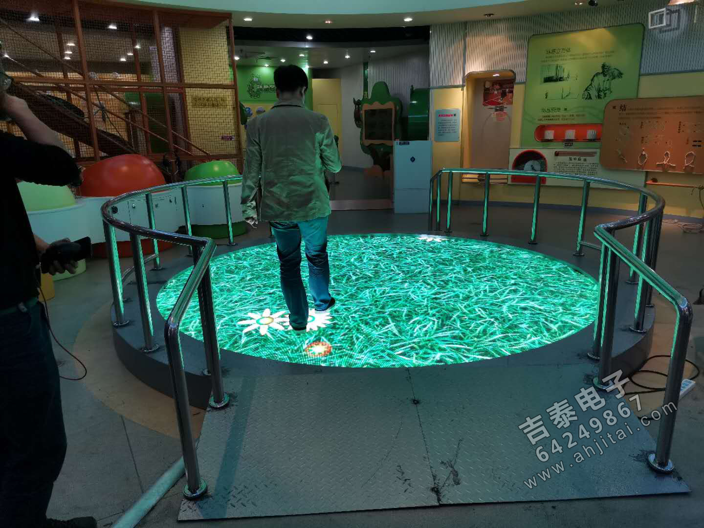 LED地屏公司圖片/LED地屏公司樣板圖 (1)