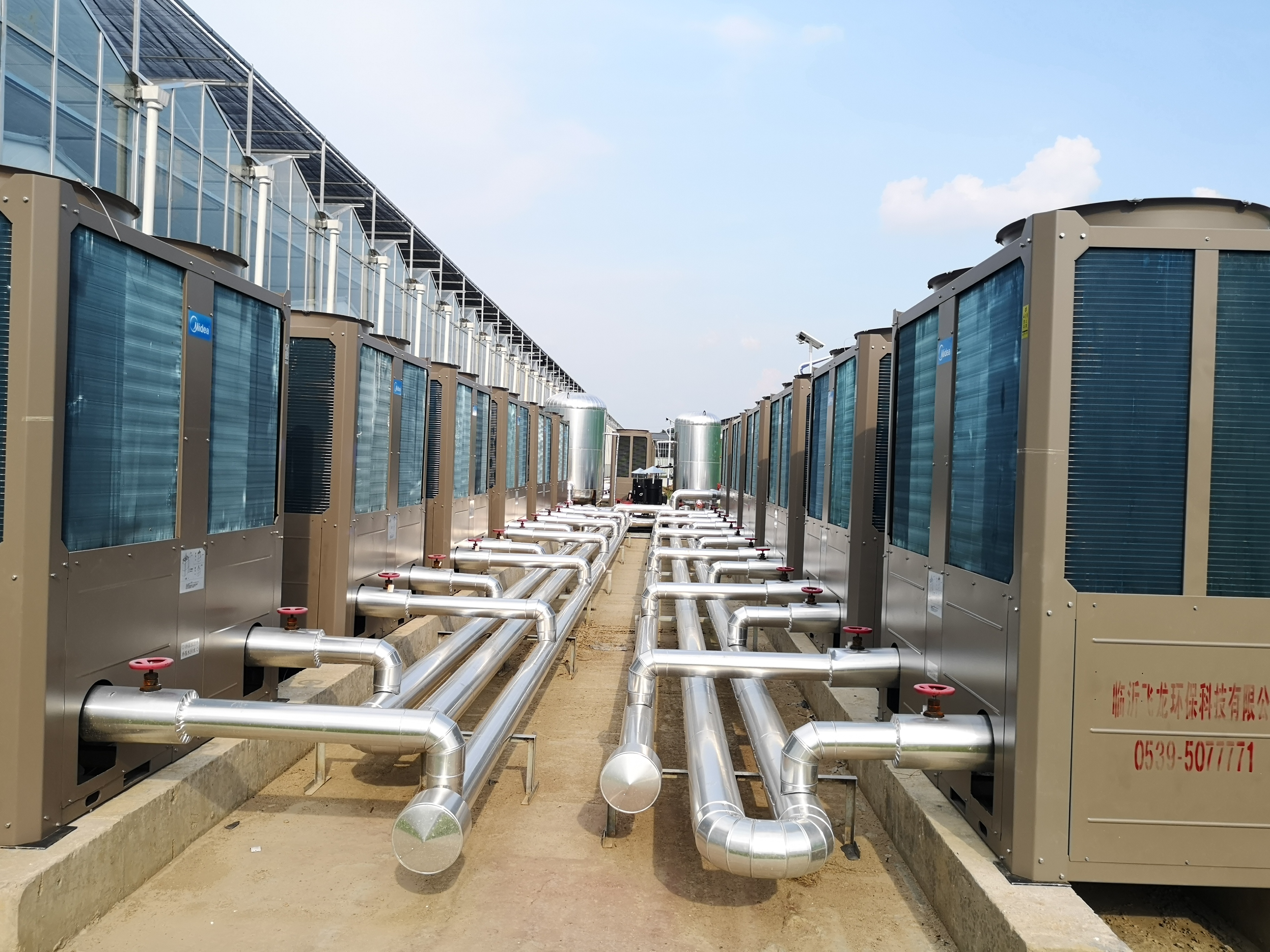 熱泵冷熱水機(jī)組圖片/熱泵冷熱水機(jī)組樣板圖 (1)
