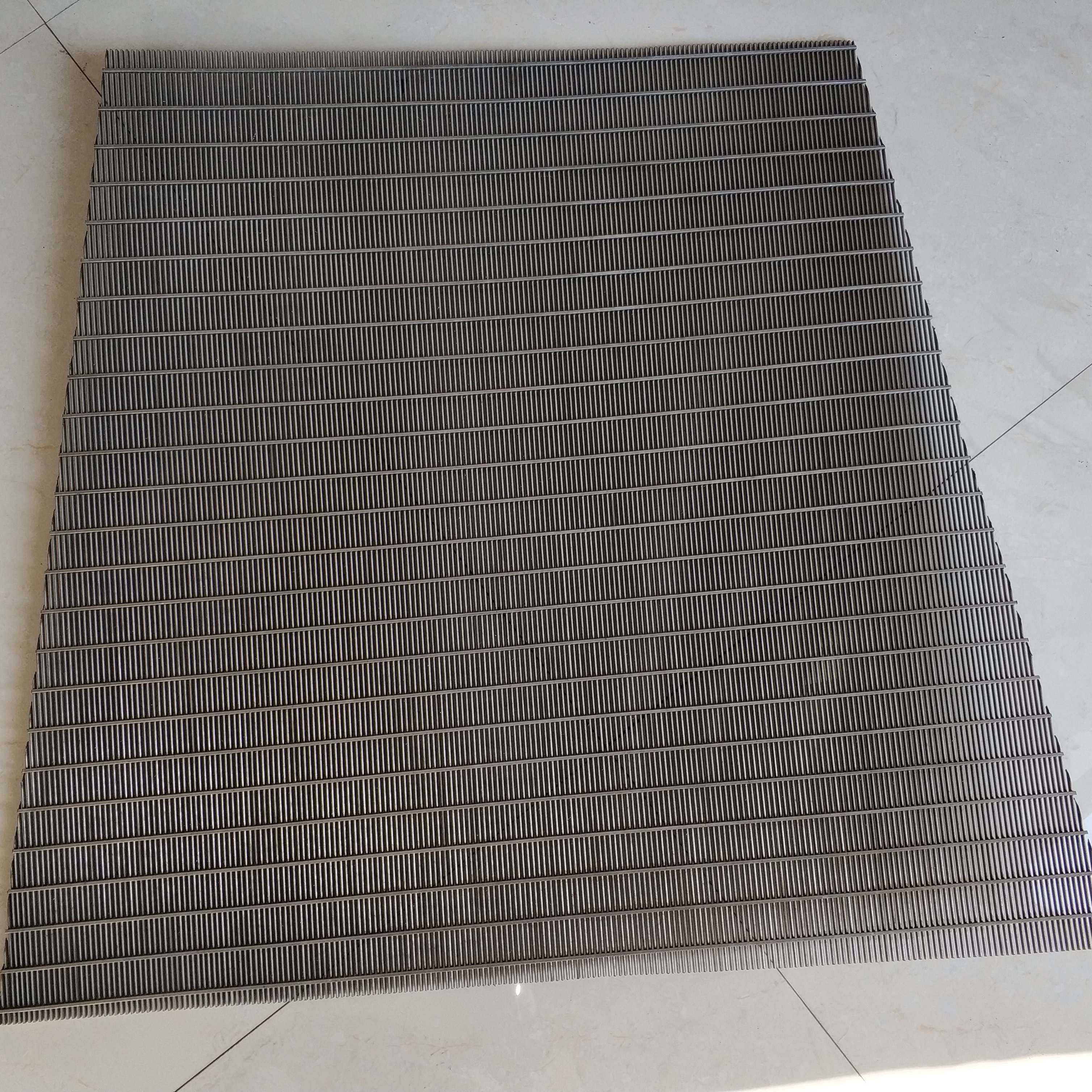 不銹鋼條縫篩網(wǎng)定制圖片