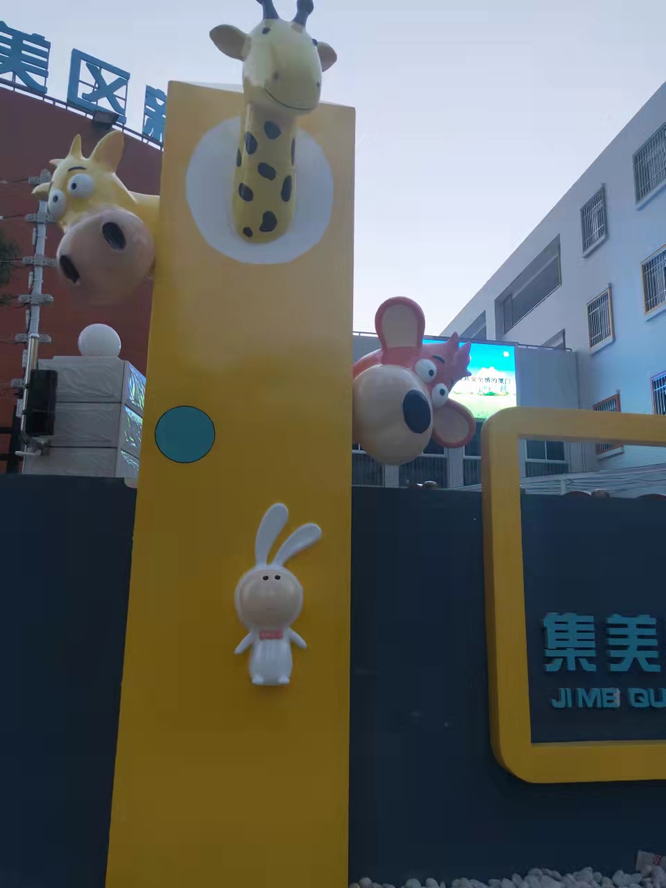 廈門(mén)砂巖雕塑報(bào)價(jià)圖片/廈門(mén)砂巖雕塑報(bào)價(jià)樣板圖 (3)