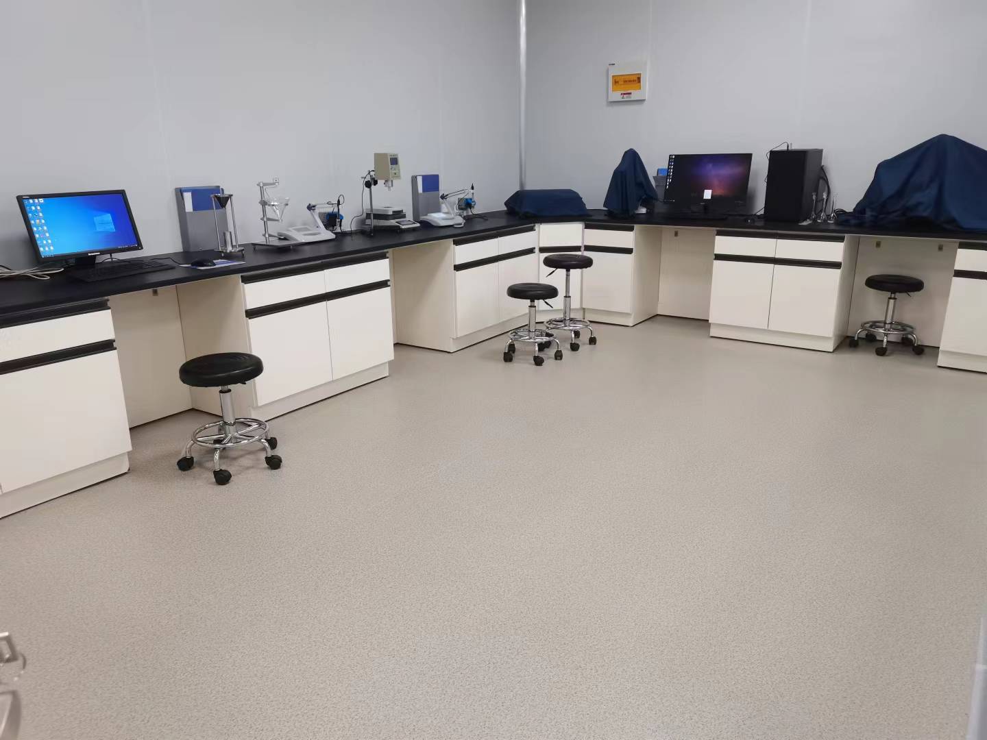 全鋼通風(fēng)柜圖片/全鋼通風(fēng)柜樣板圖 (2)