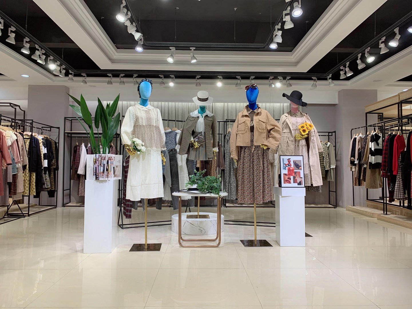 香港知 名品牌 芭依璐2022秋品牌折扣女裝尾貨電商實體店拿貨渠道