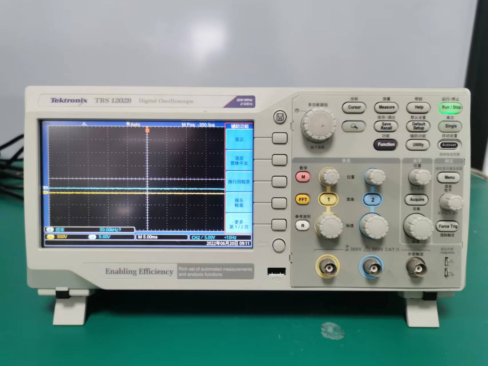 出售泰克TBS1202B示波器，实物拍摄，九成新图片