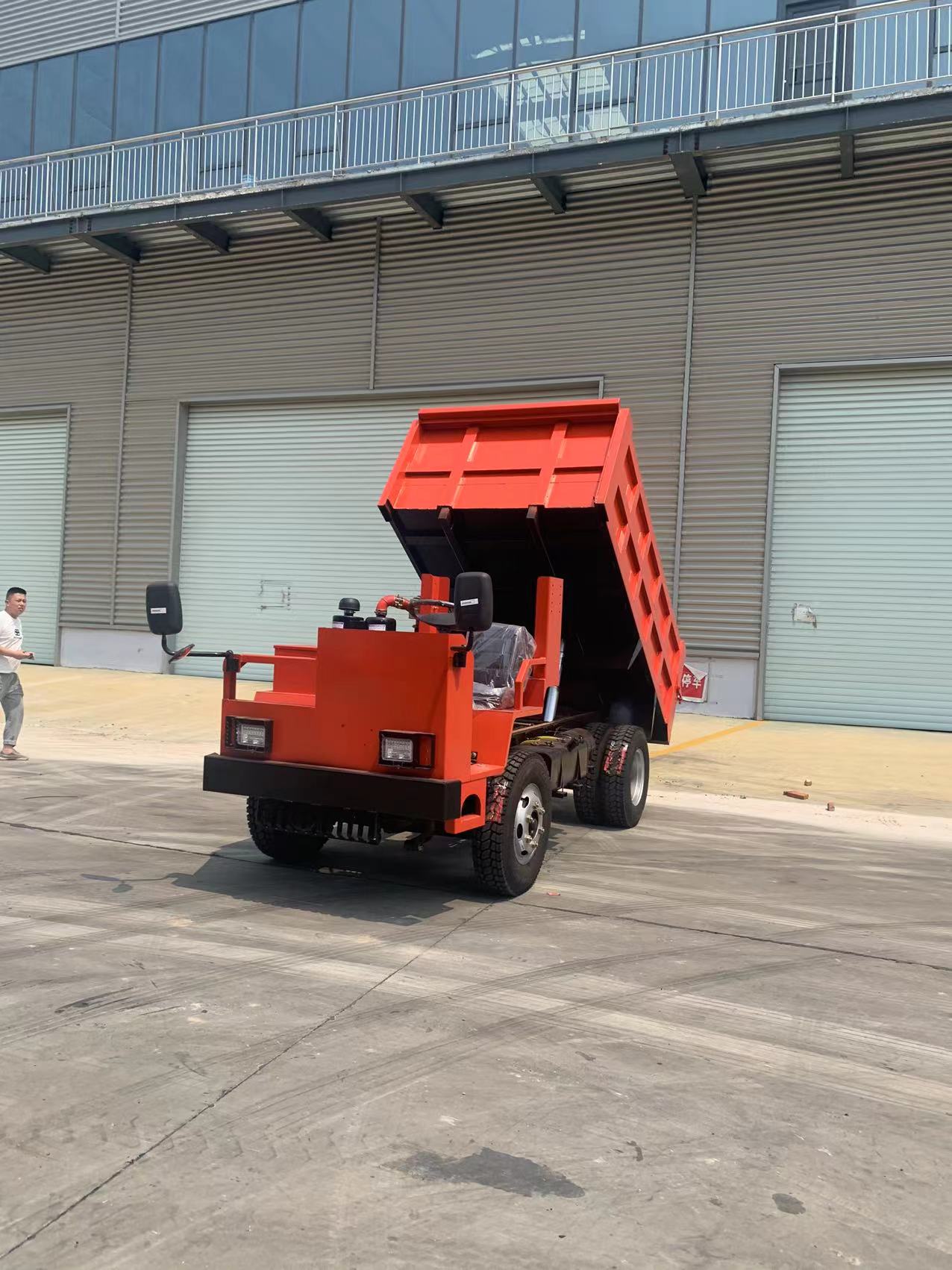 礦用四不像井下運輸車 液壓自卸礦山車 巷道隧道出渣車山東瑞達