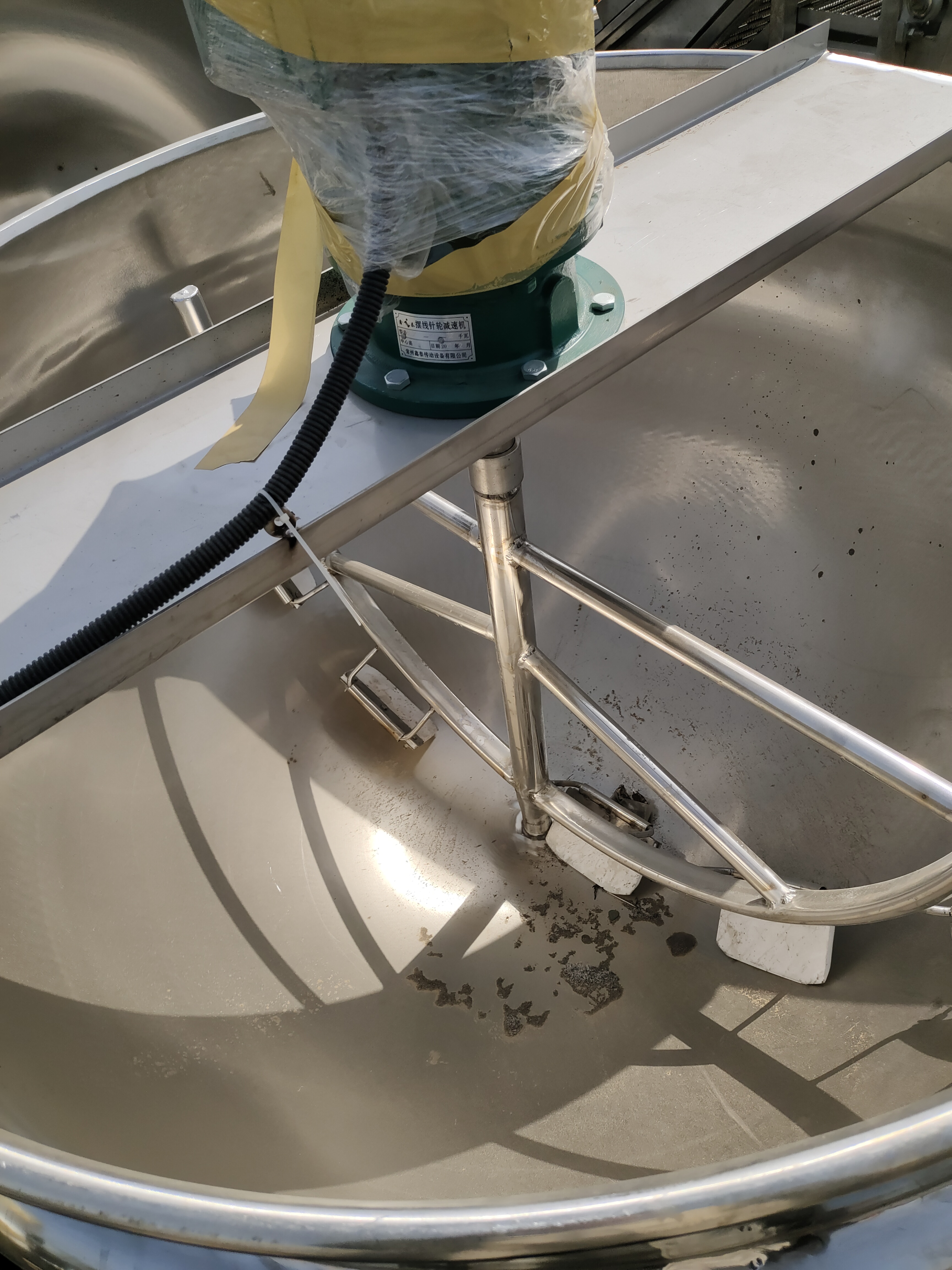 燃?xì)鈯A層鍋圖片/燃?xì)鈯A層鍋樣板圖 (3)